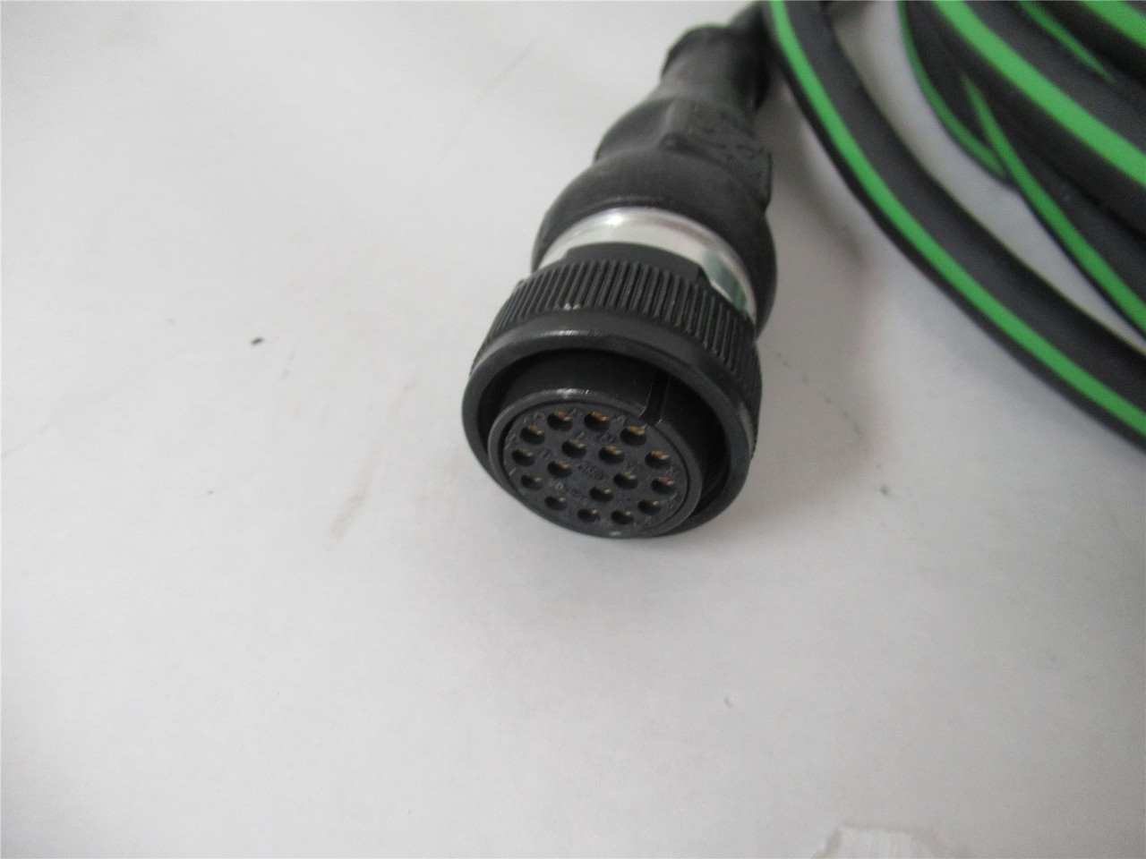 Flex-Cable FC-UXFFDHF-S-M009; Cable 19 PIN Female/15Pin Male