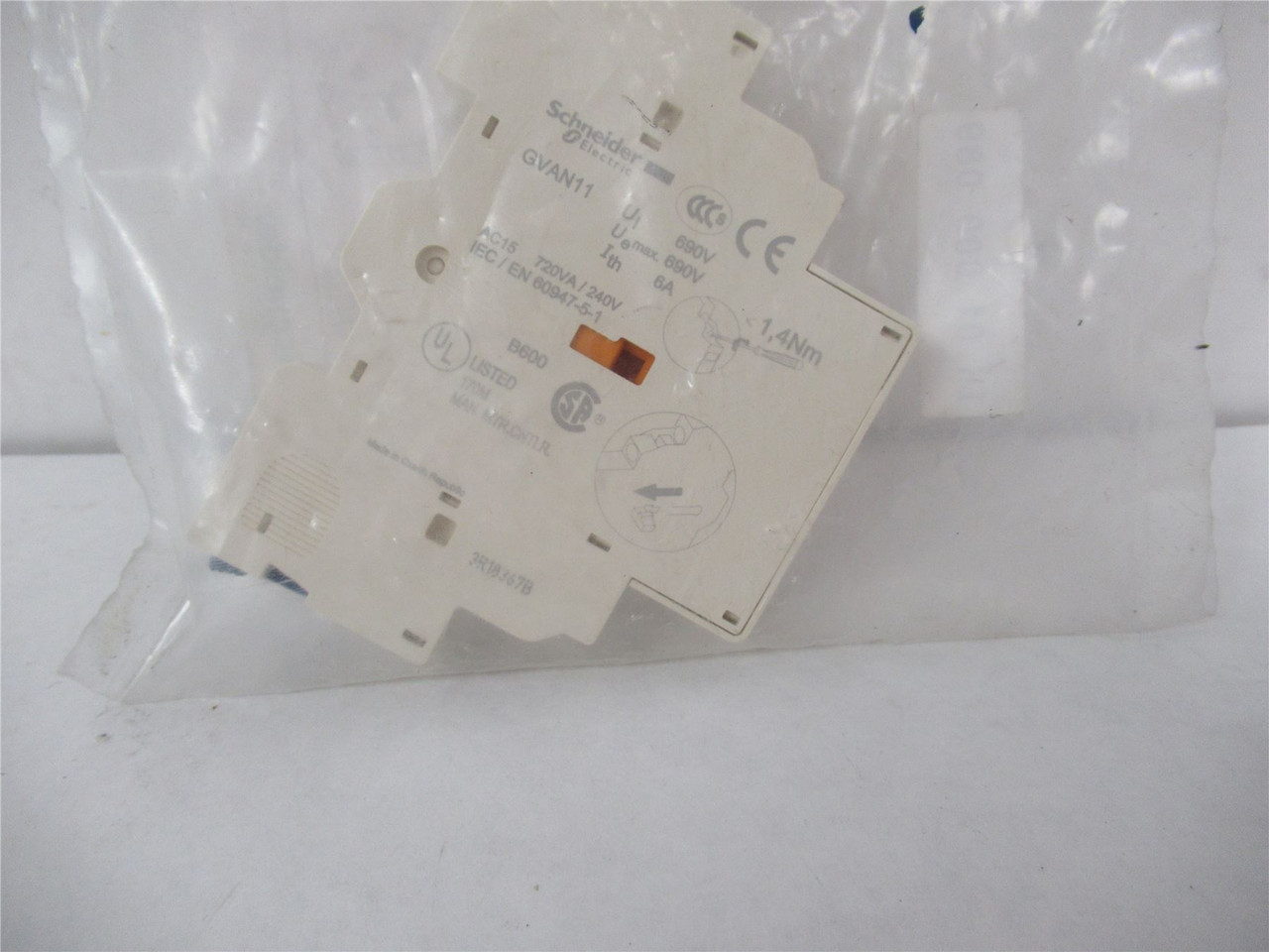 Schneider GVAN11; AuxilaryContact Block 6A 1 N.O. and 1 N.C.