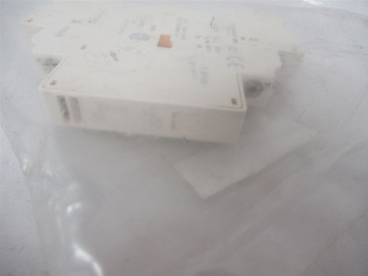 Schneider GVAN11; AuxilaryContact Block 6A 1 N.O. and 1 N.C.