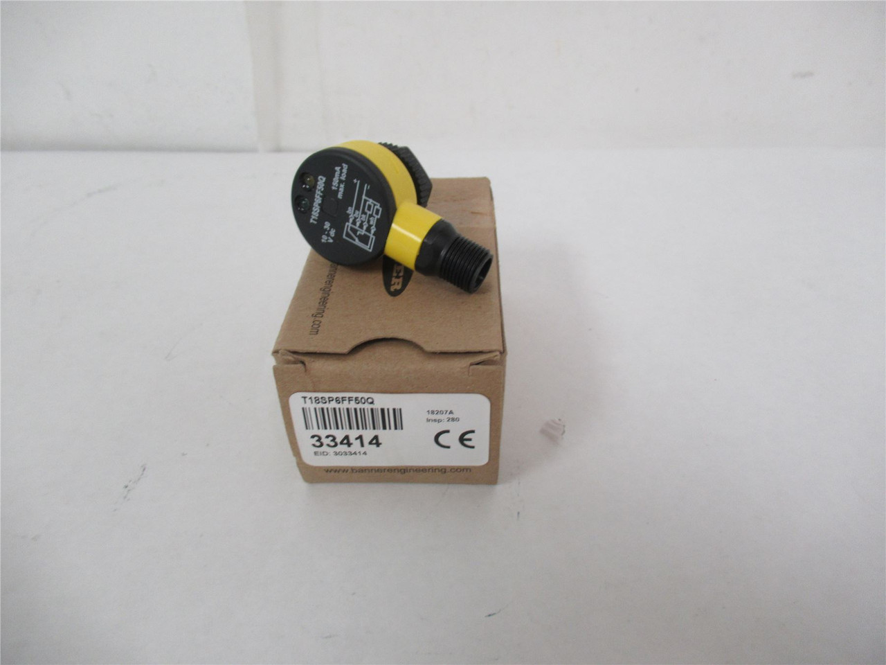 Banner T18SP6FF50Q; Photo Sensor 50mm 10-30VDC  PNP QD T18