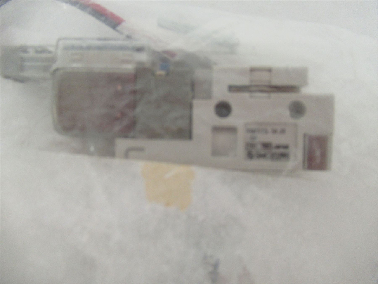 SMC VQZ115-5LJ1-CP; Solenoid Valve 24 VDC (NO base)