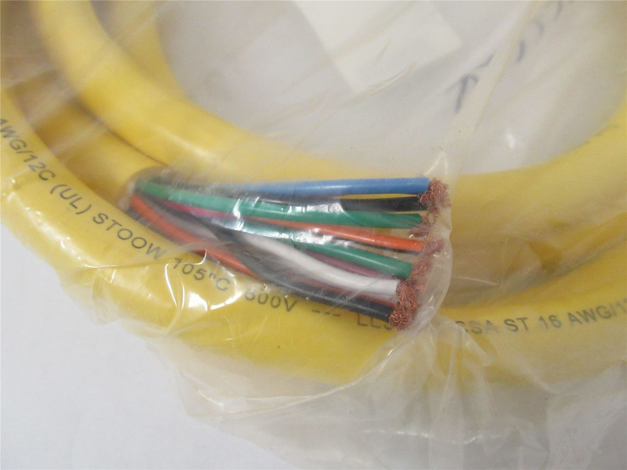 Molex 1300080162; Cable 12P Female Straight 12' 16/12 AWG