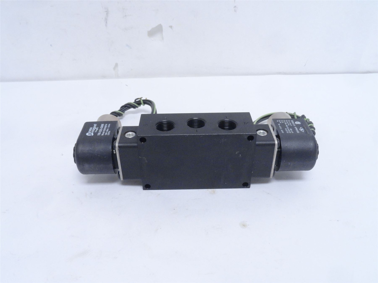 AAA ESS3X; Solenoid Air Valve; 150PSI; 120VAC; 3/8NPT; 2-Pos