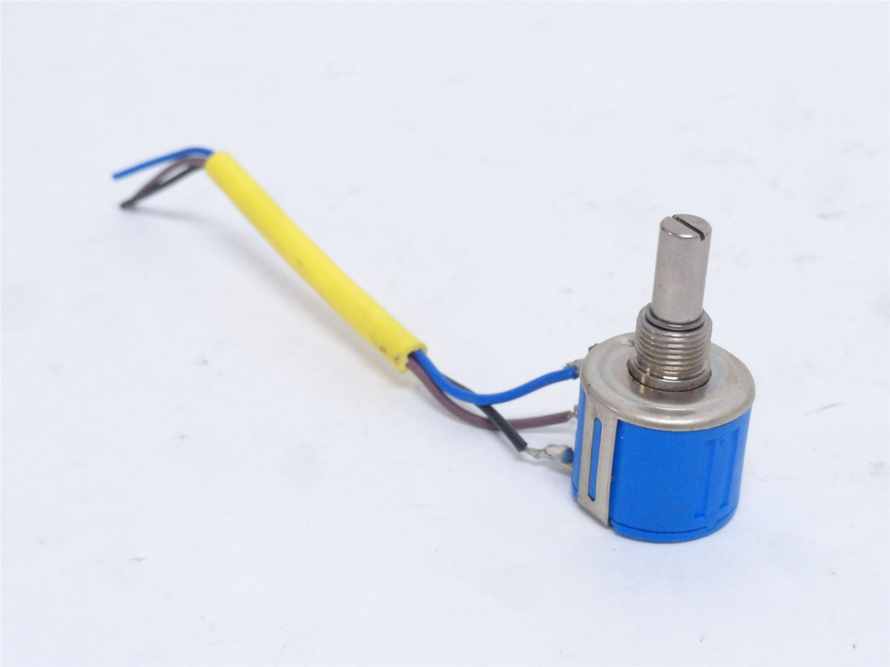 Bourns 3541H-1-202L-PW; Wired Potentiometer; 10 Turn; 2KOHM