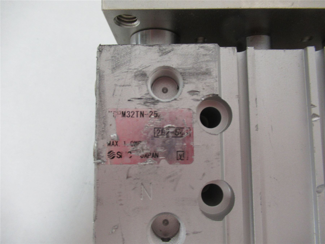 SMC MGPM32TN-25Z ; PneumaticCylinder32mm Bore 25mm Stroke