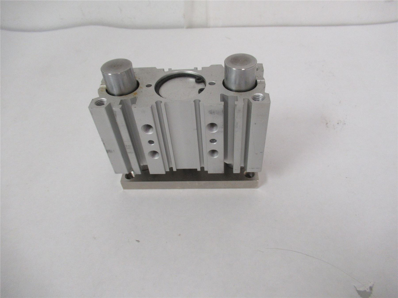 SMC MGPM32TN-25Z ; PneumaticCylinder32mm Bore 25mm Stroke