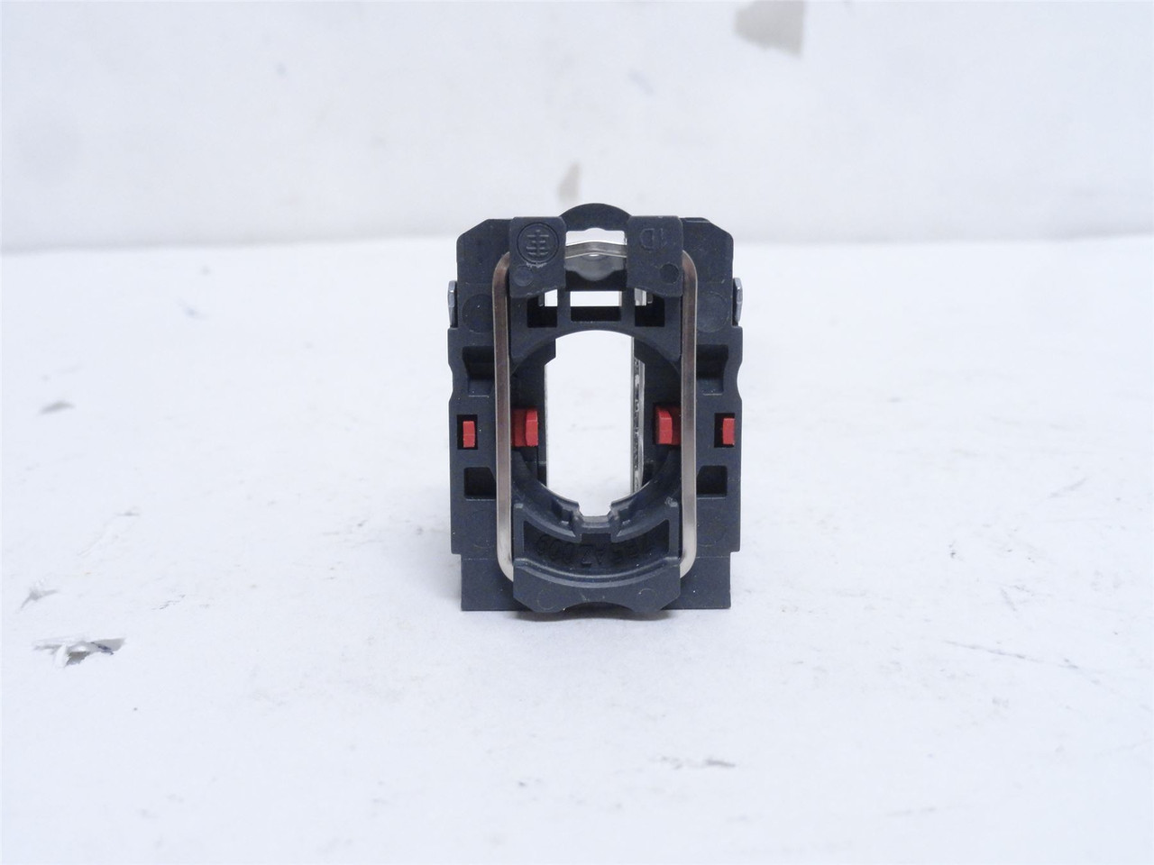 Schneider ZB5-AZ104; Switch Blocks W/Body Fixing Collar; 2-NC