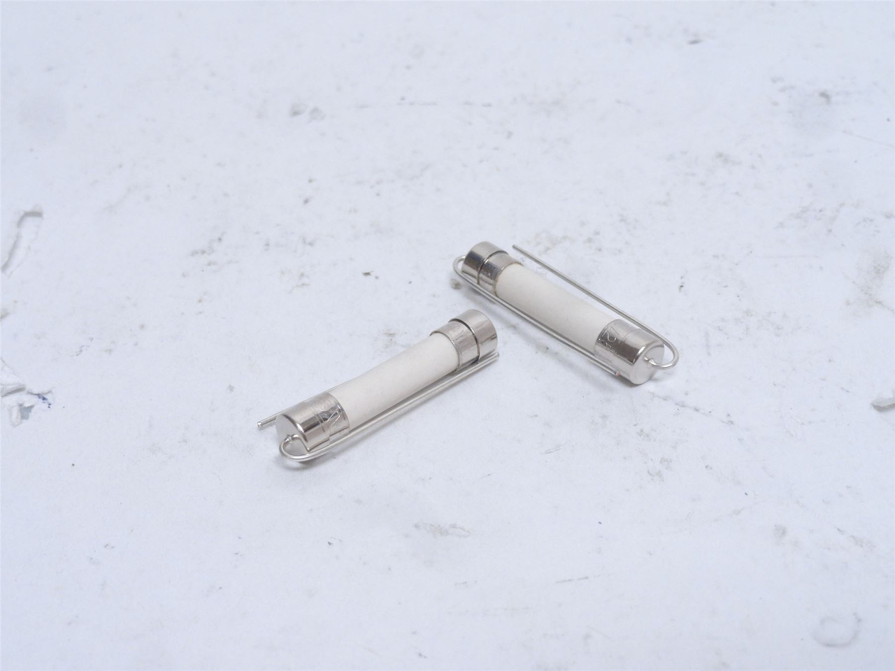 Littlefuse 325012P; Lot-2; Ceramic Fuse W/Axial Leads; 12A