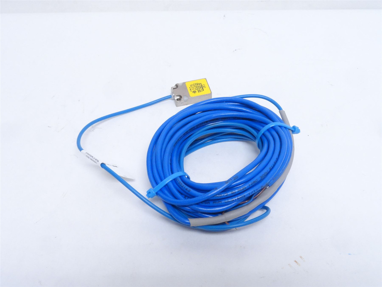 Turck BI5-Q08-Y1X7M; Prox Sensor; 10-30VDC; 30' Wire