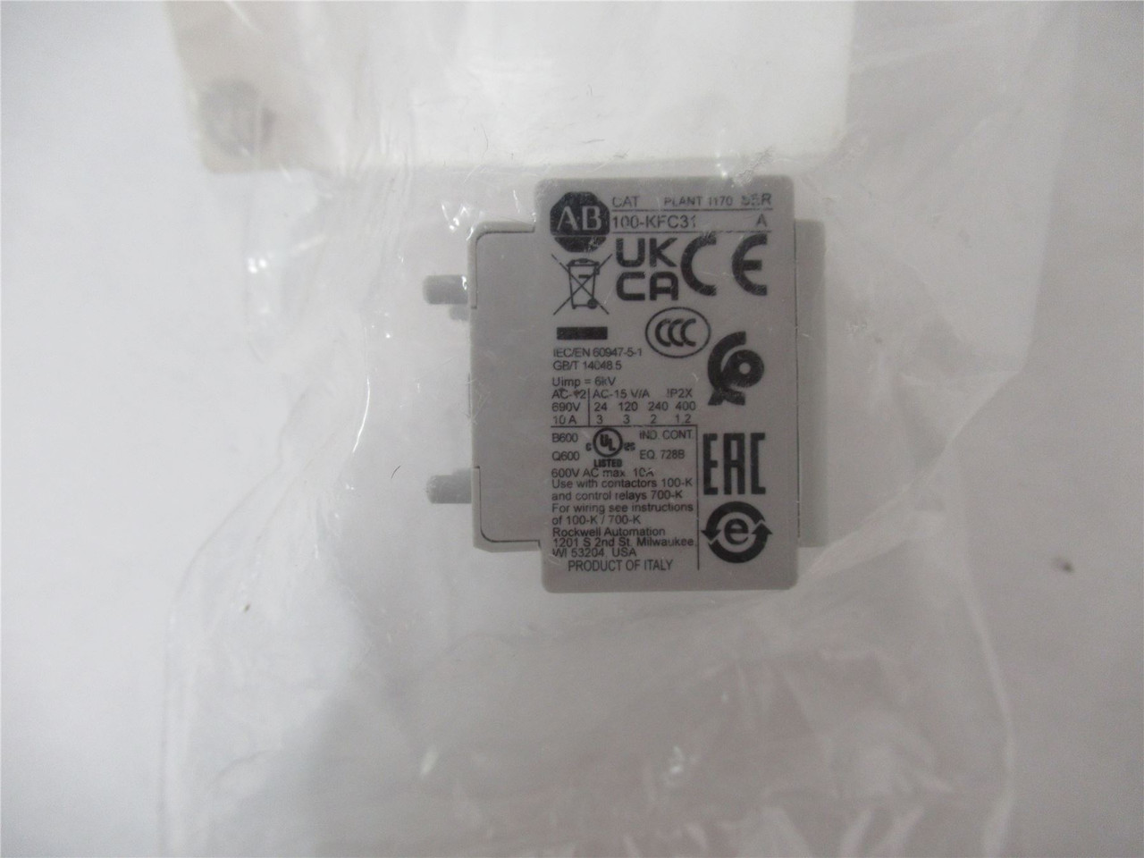 Allen-Bradley 100-KFC31; AuxilaryContactBlock 10V3 NO and 1NC