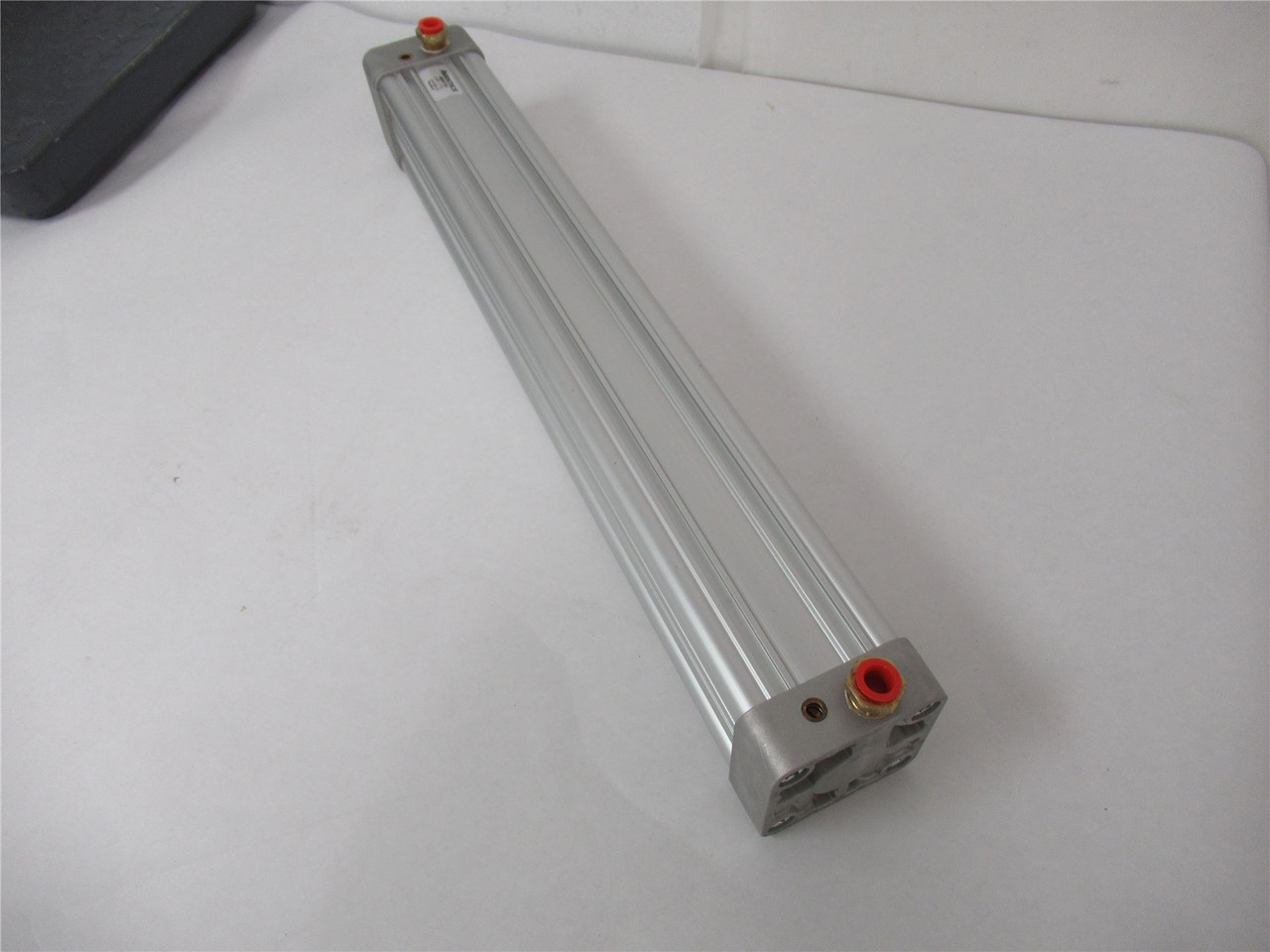 Aventics R481617700; Air Cylinder 2.5" Bore 17" Stroke