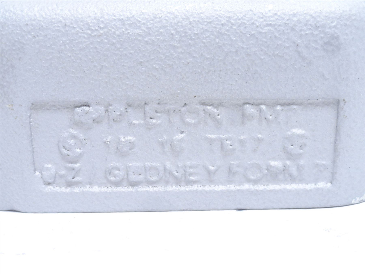Appleton TB17; Malleable Iron Conduit Body; 1/2NPT