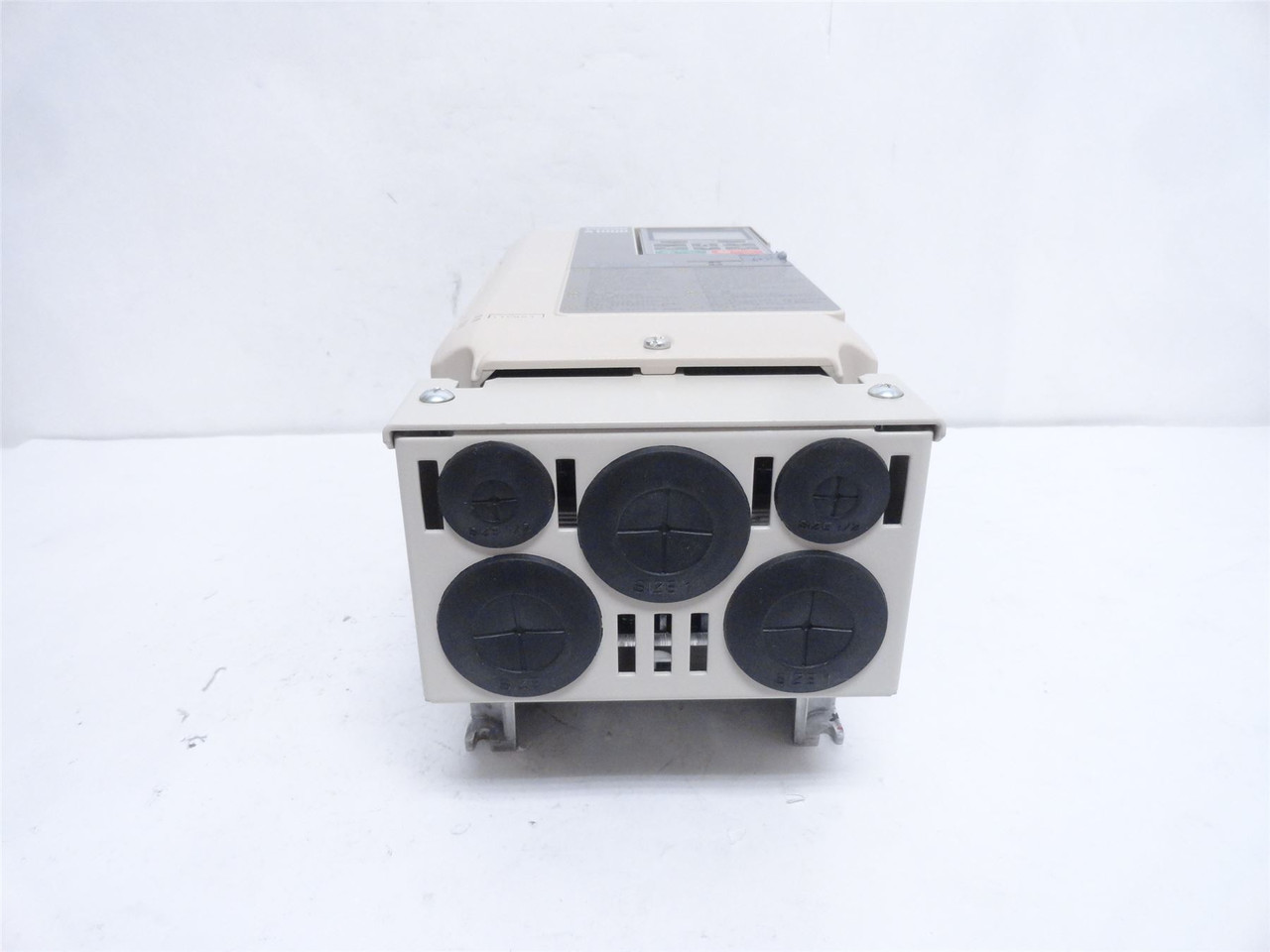 Yaskawa CIMR-AU4A0004FAA; AC Drive 2HP 480VAC 3PH