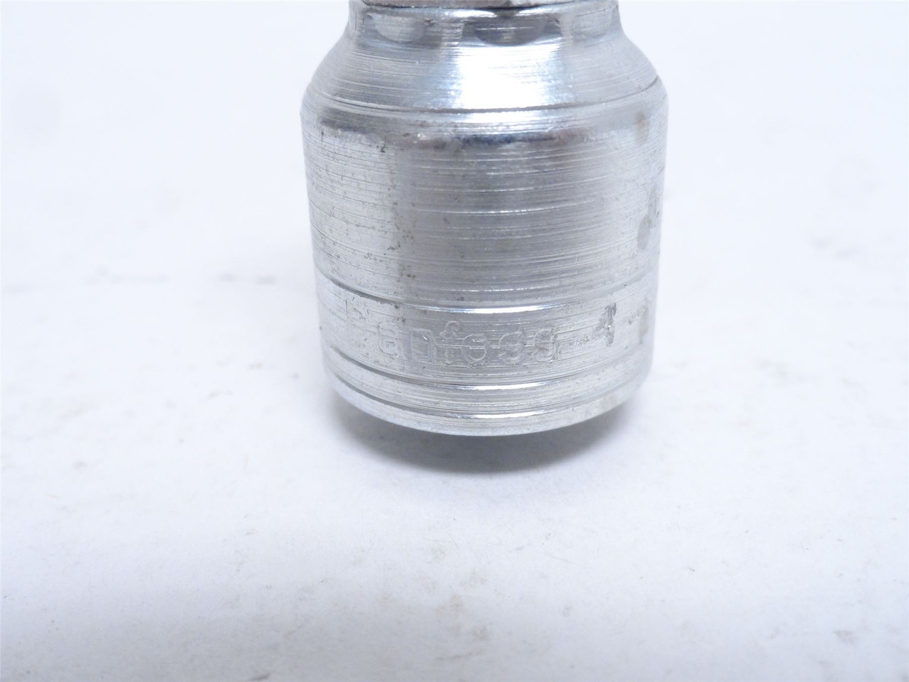 Eaton 1AA4PS4; Crimp Fitting; 1/4" Tube x 1/4NPT Swivel