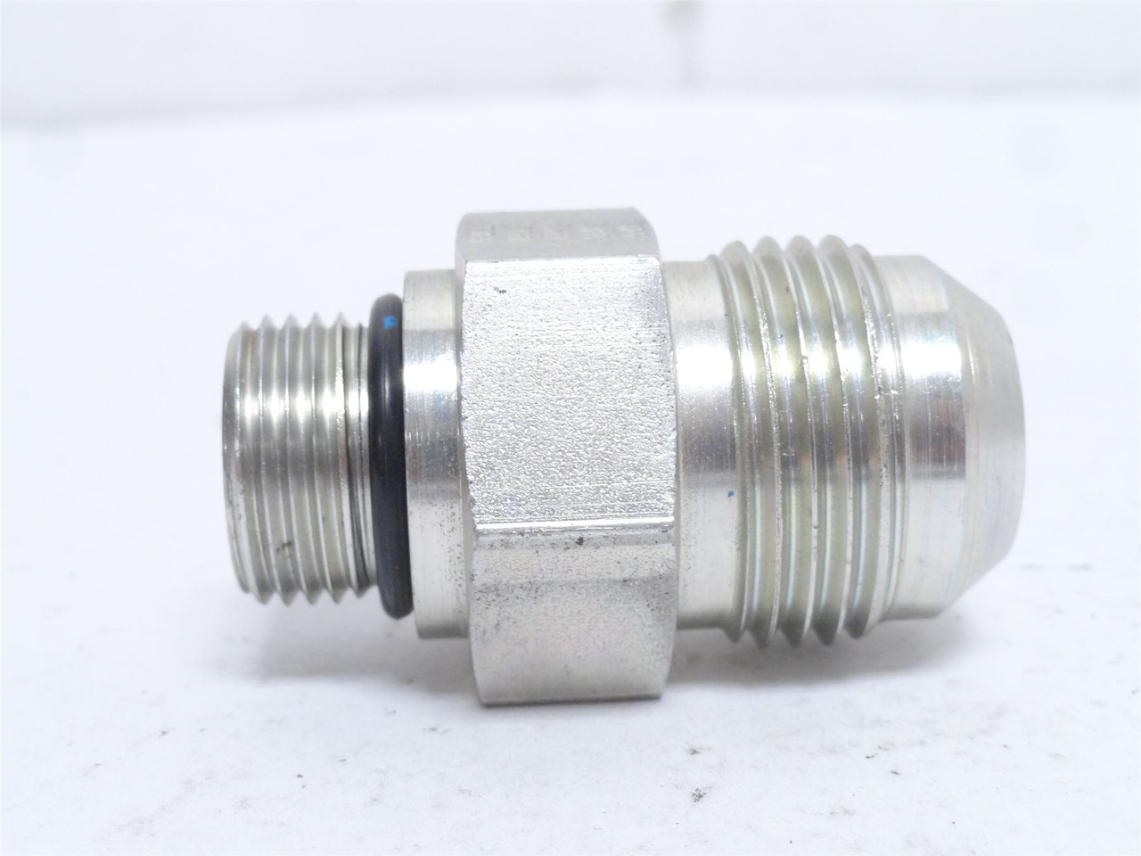 Eaton 202702-8-12S; Adaptor Fitting; 1/2 BOSS x 3/4 JIC