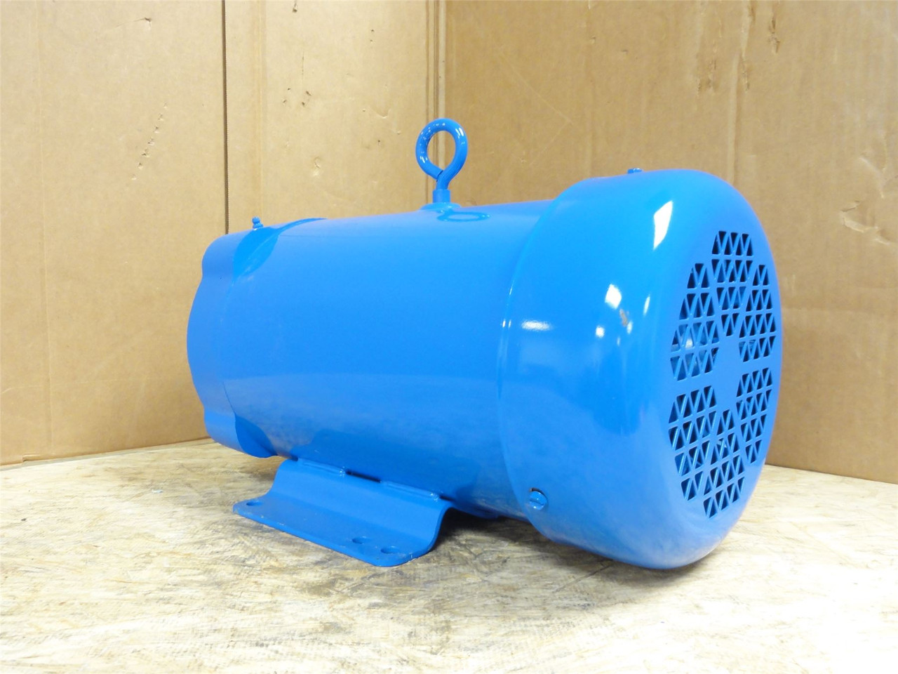 Eaton 3004829-37; Motor 5HP; 230/460VAC; 1750RPM