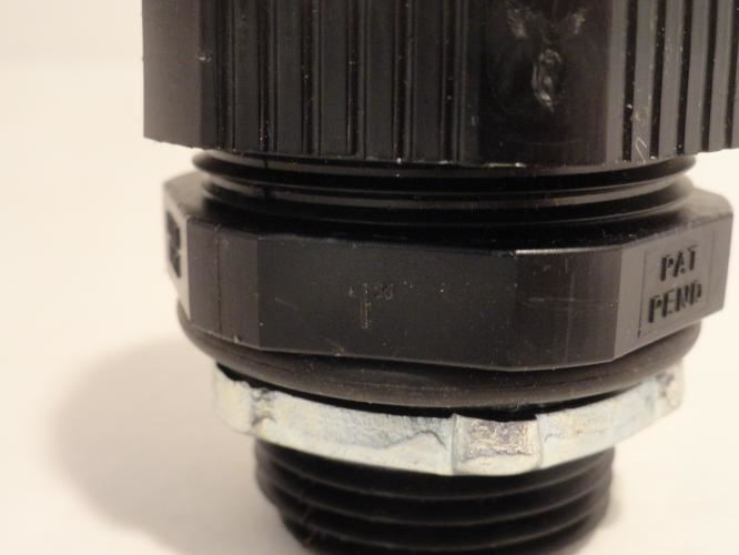 T&B LT100P; Liquidtight Conduit Fitting; 1" Trade Size