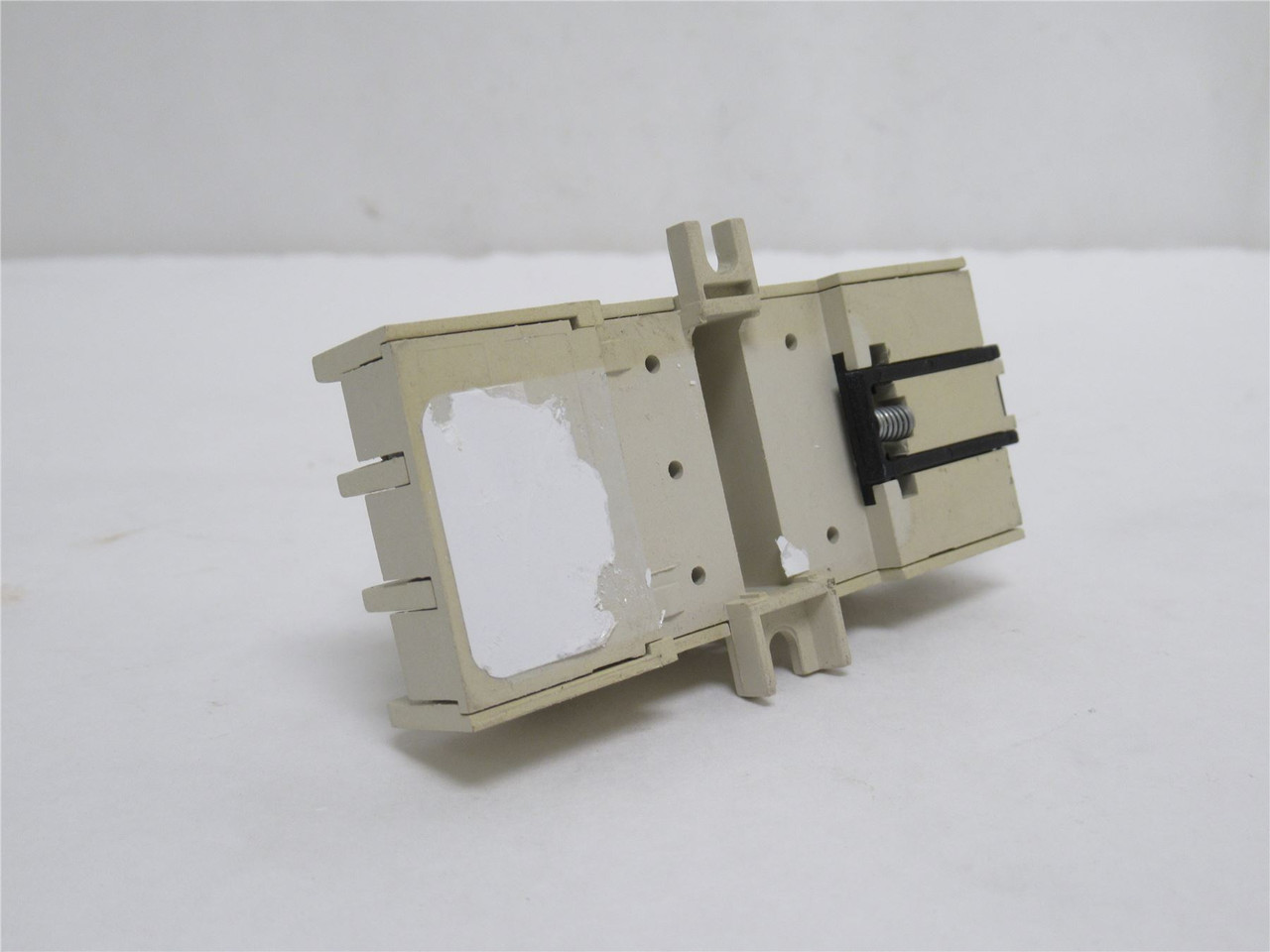 Allen-Bradley 700-HN154; Relay Socket; 11-Blade; 15A 300VAC