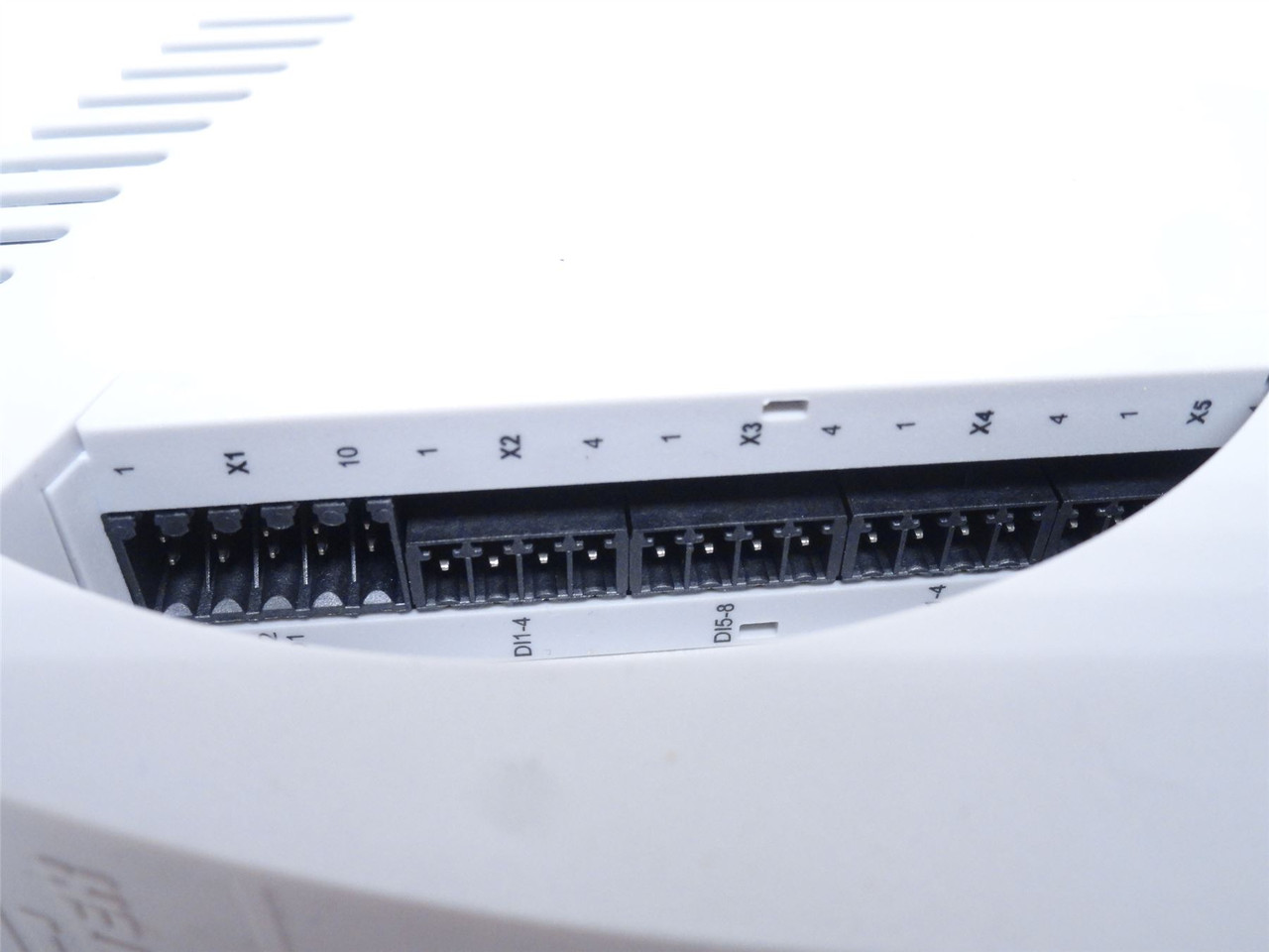 Sigmatek CIO-011; Multi I/O Module; 8-Digital In; 18-30VDC
