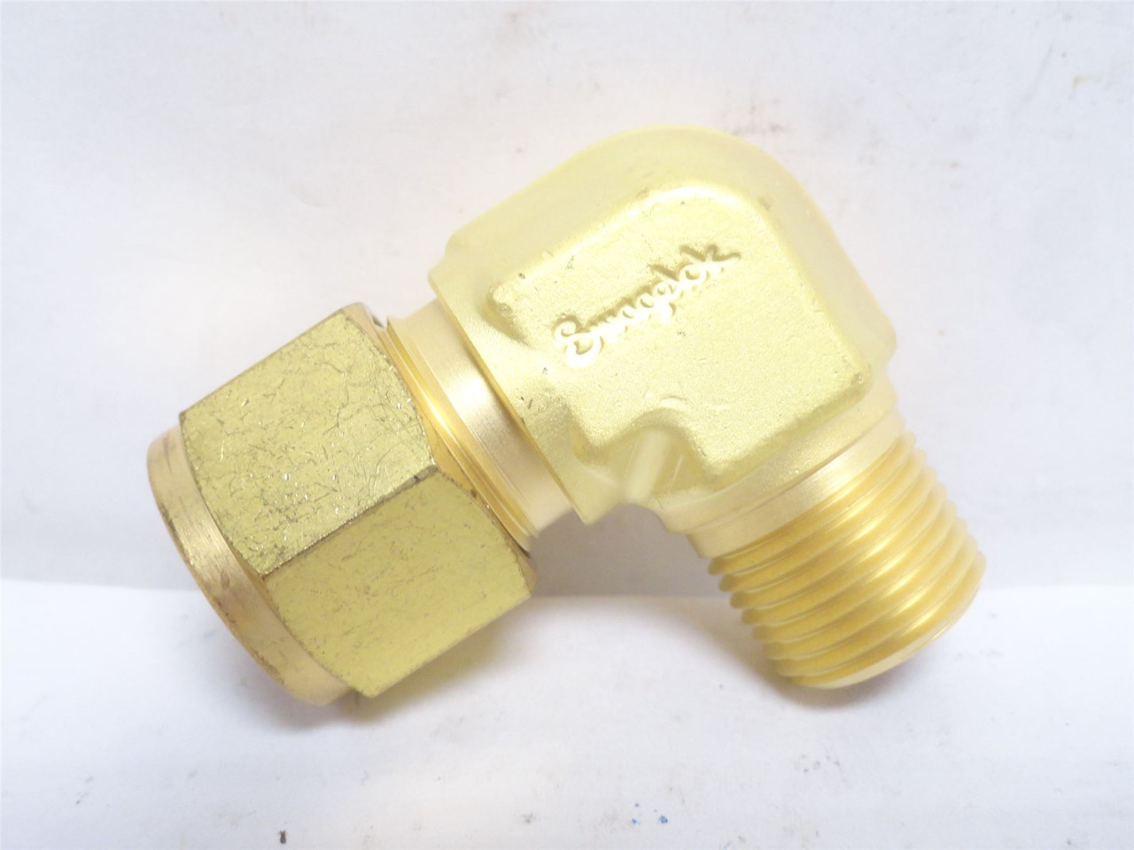 Swagelok B-810-2-6; Elbow Fitting; 90Deg; 1/2" Tube x 1/4NPT