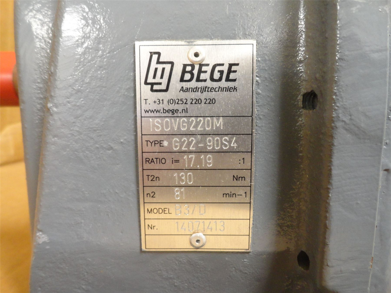 Bege G22-90S4; Gearmotor 17.19:1 Ratio; 1.1kW; 265/460VAC; 3PH