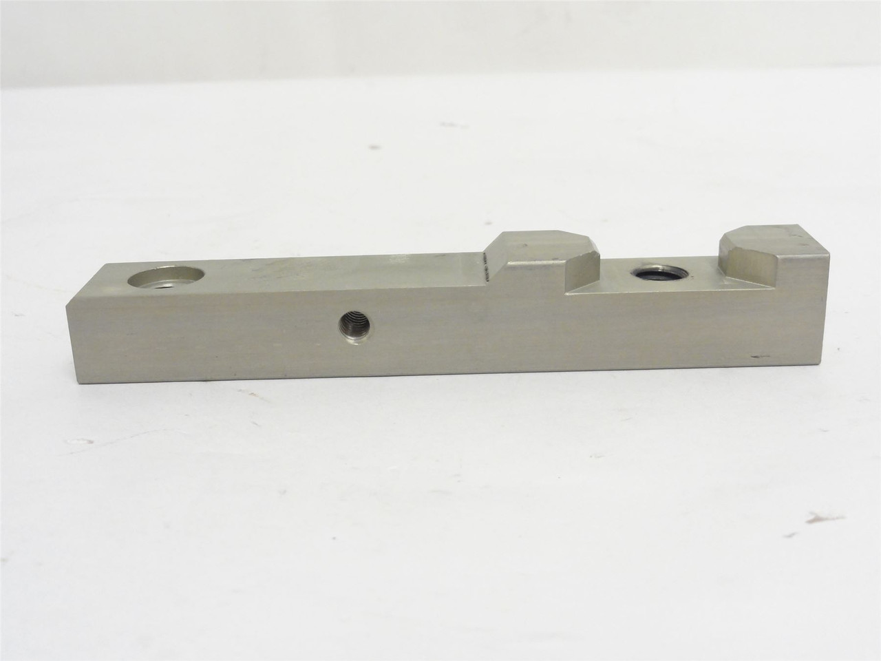Triangle A38459; Aluminum Pivot Brush Holder