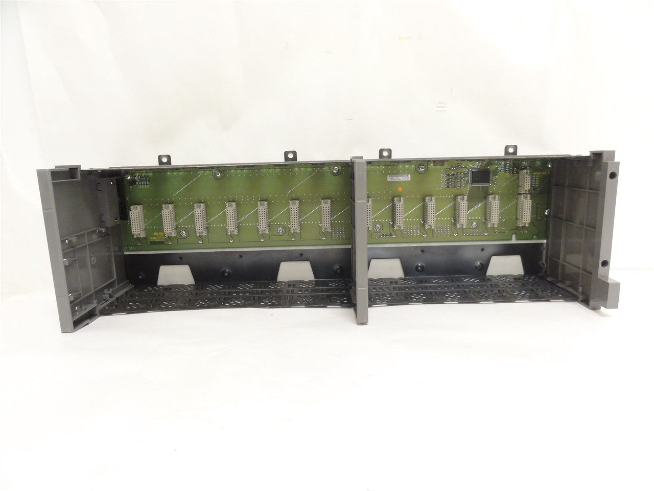 Allen-Bradley 1746-A13; Modular Mounting Chassis; 13 Slot