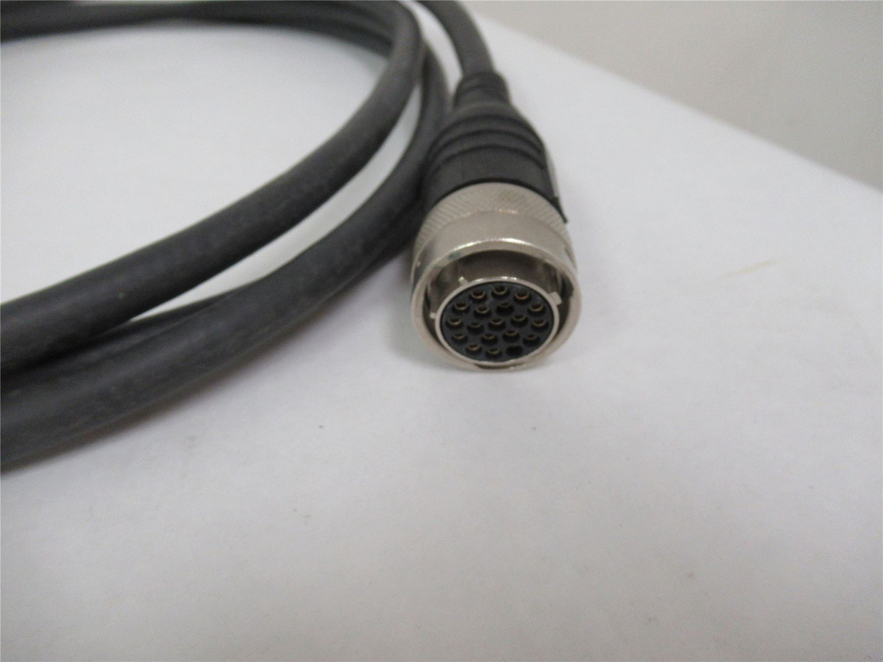 Allen-Bradley 2090-UXNFDMP-S03; Servo Cable 300V Motor 3M