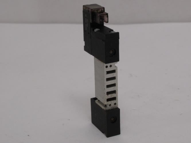 Bosch 2510291100; Pneumatic Spool Valve Assembly; 7bar