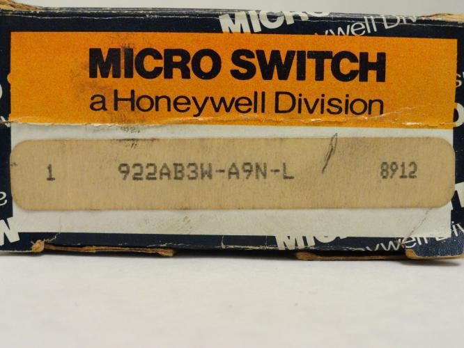 Micro Switch 922AB3W-A9N-L; Proximity Sensor 2m; 16mm Range