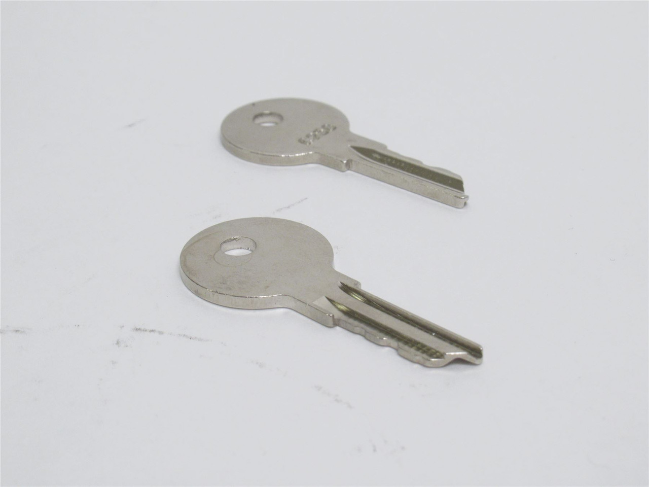 Crown 89216001; Lot-2; Forklift Ignition Keys; C250