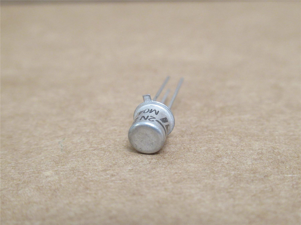 STM 2N2222A; Lot-5; Bipolar Transistor; 40V; 600mA; 500mW