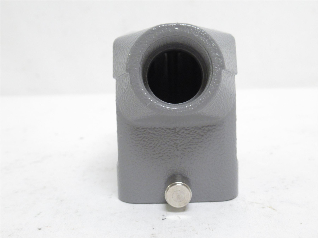 Harting 9300101541; Conduit Hood; Side Entry Single Lever Peg