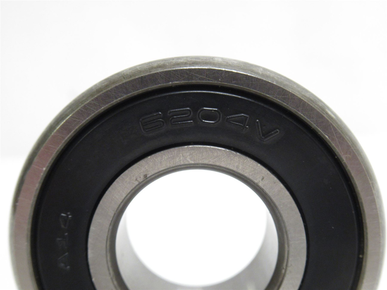 Koyo 6204VVC3E; Ball Bearing 20mmID x 47mmOD x 14mm Wide