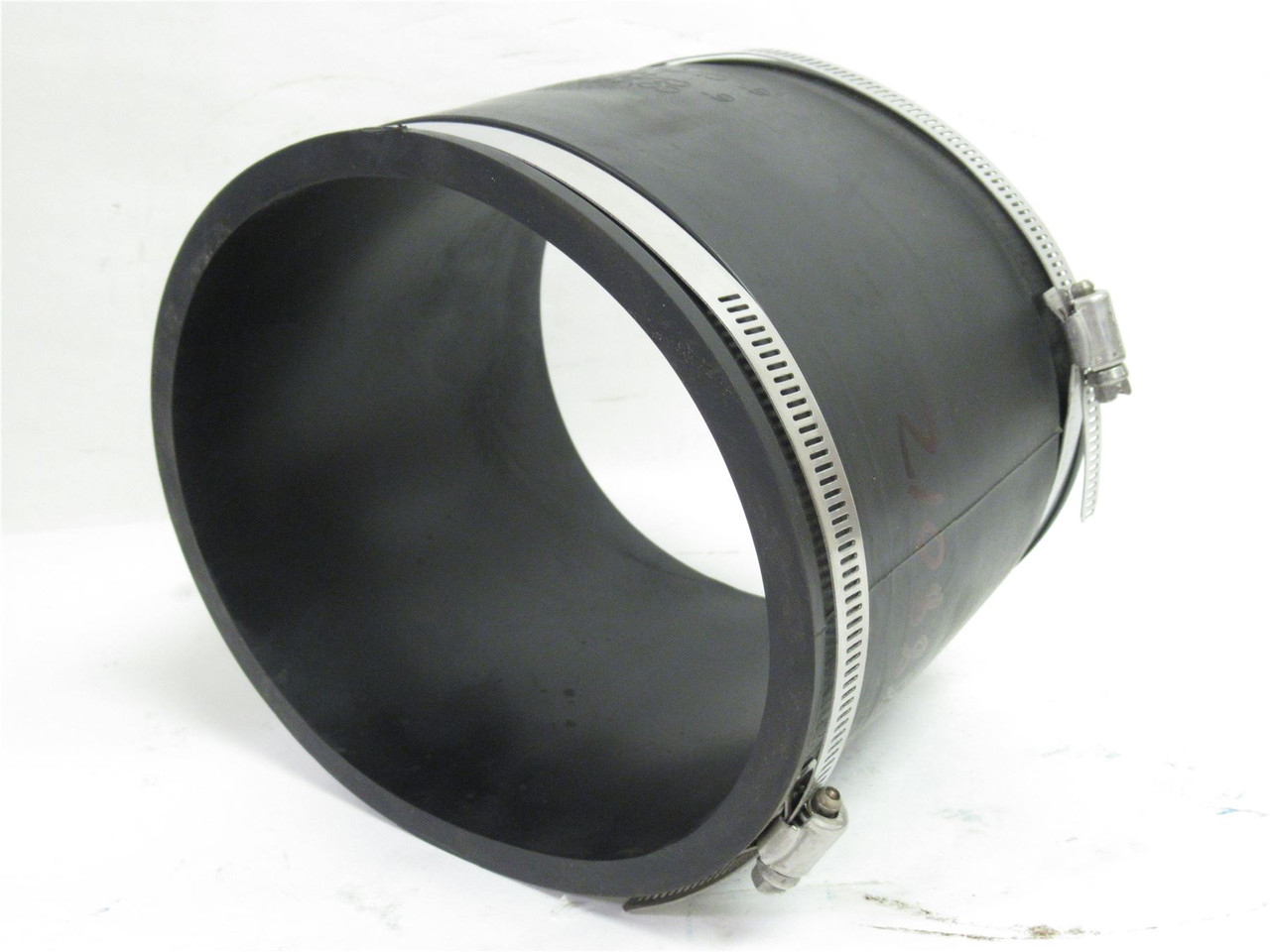 Fernco FERN105664; Flexible Pipe Coupling; 6"ID