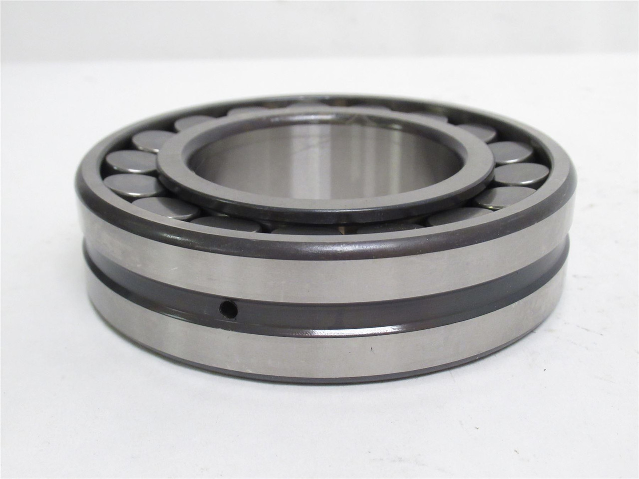 SKF 22212-E1A; Spherical Roller Bearing 60mmID x 110mmOD