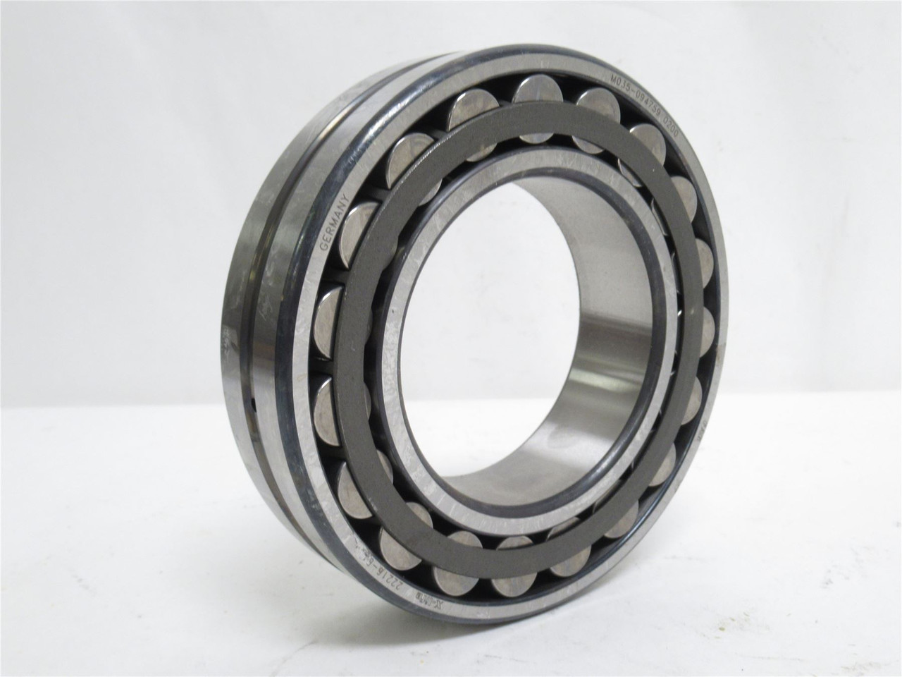 SKF 22216-E1; Roller Bearing; Taper Bore 1:12; 80mm x 140mmOD