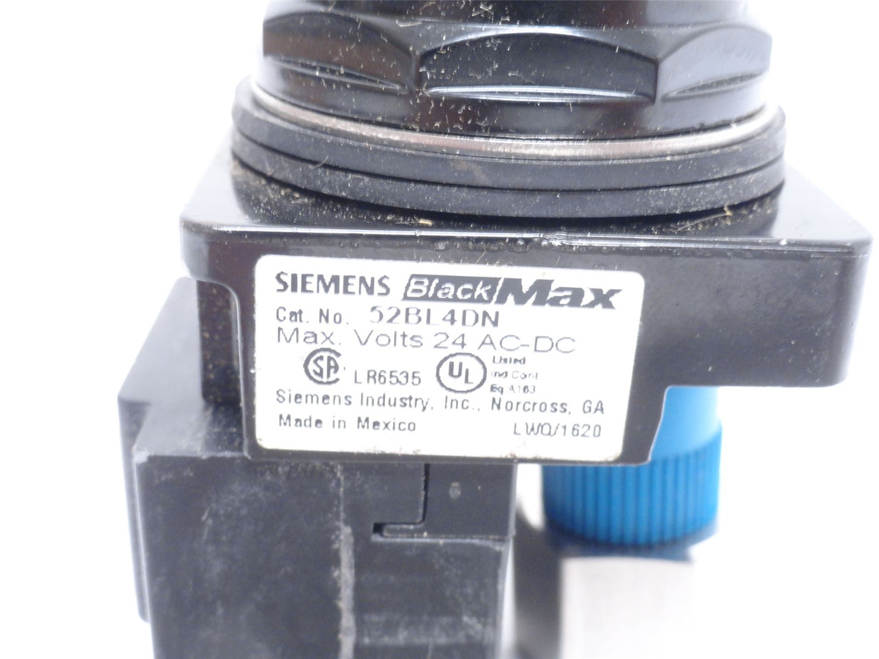 Siemens 52BL4DN; Indicating Incandescent Lamp; 24VAC/DC; 30mm