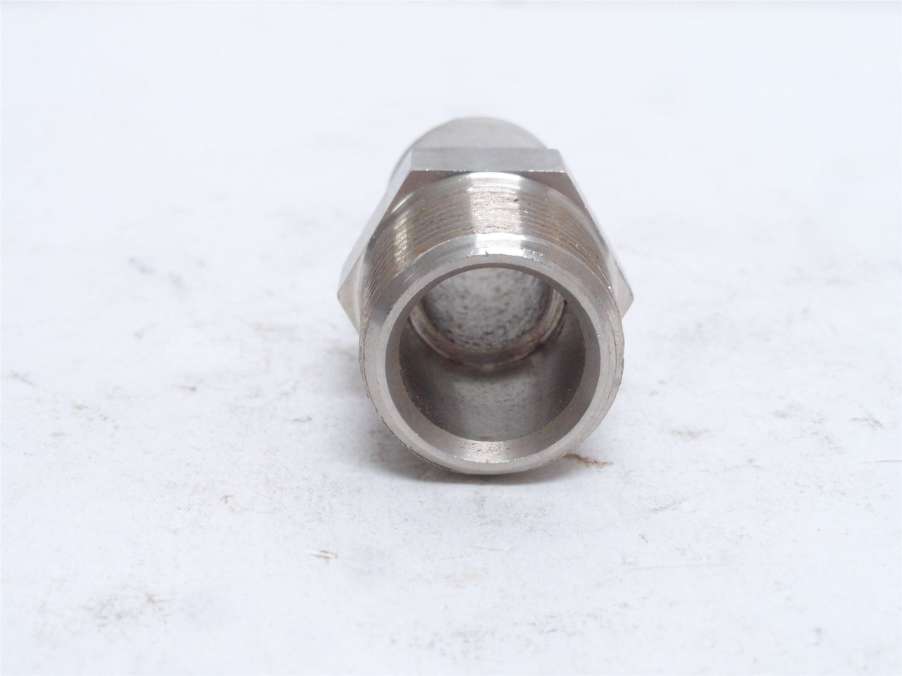 Parker 10191N-12-12C; PTFE Crimp Fitting; 5/8" Tube; 3/4NPT