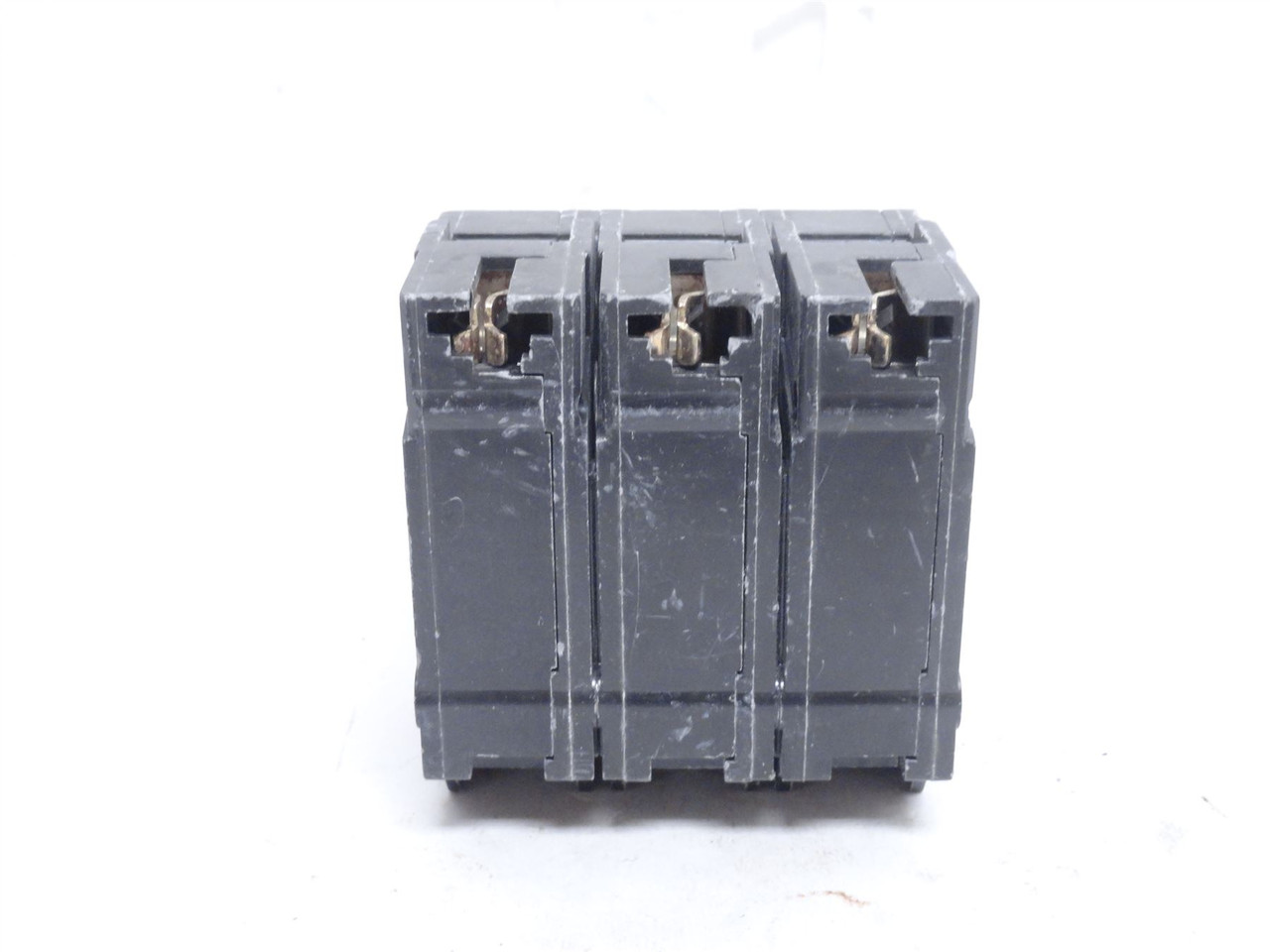 GE THQL31WY15; Circuit Breaker; 15A; 3P; 120/240VAC