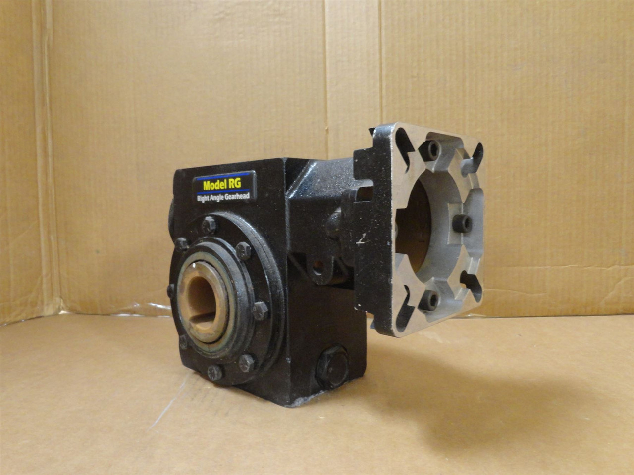 AccuDrive RG250040LSAS03ACEGEZ; Gear Reducer; RA; 40:1 Ratio