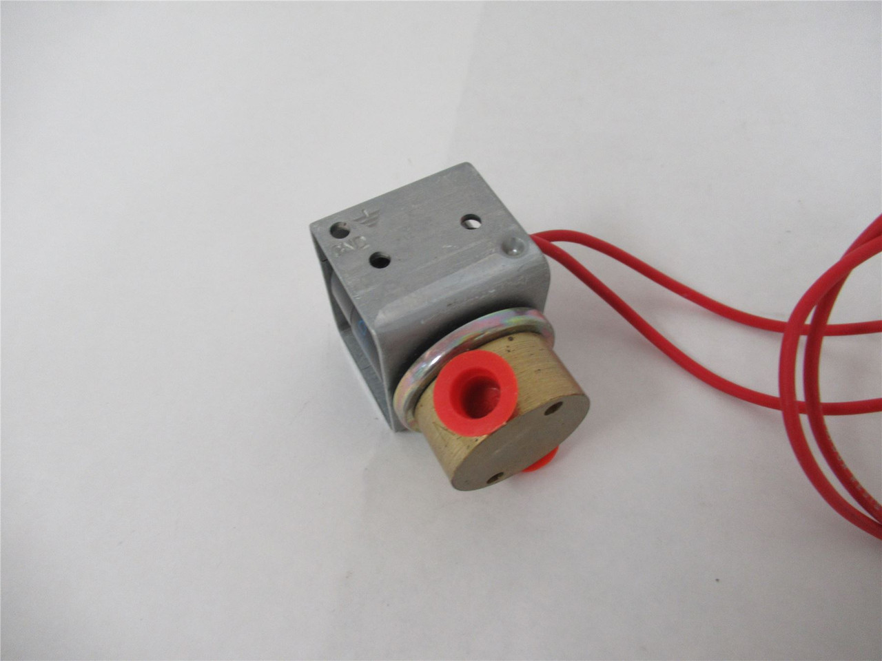 Asco P82614; Solenoid Valve 1/8" 120V 0-150 PSI Air Water