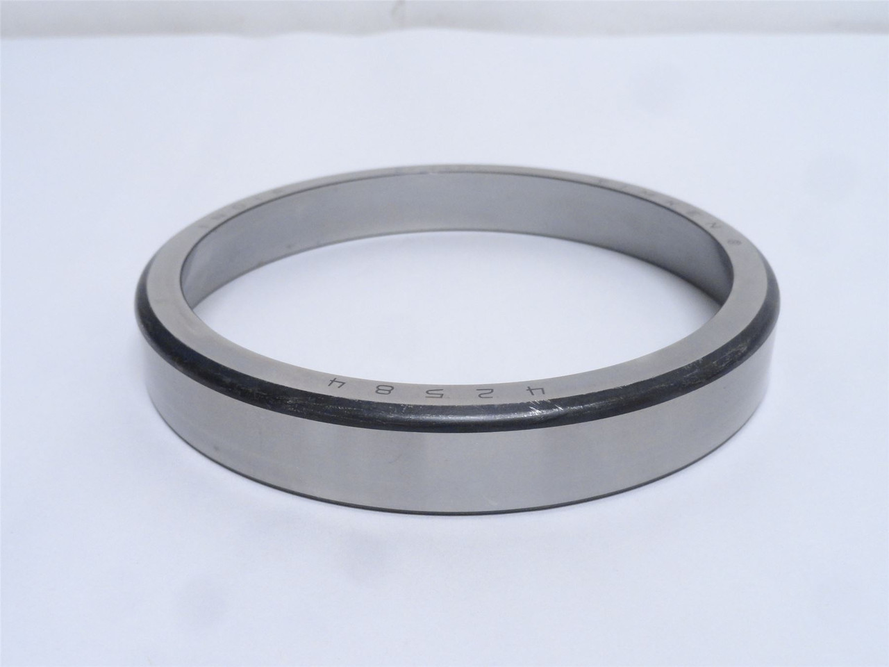 Timken 42584-20024; Tapered Roller Bearing Cup; 5.843" OD