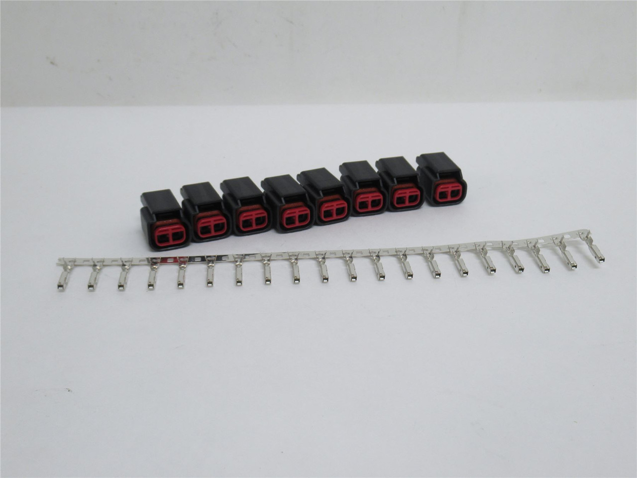 EPC E-7979; Lot-8; 2-Pin Female Sealed Auto Ignition For Ford