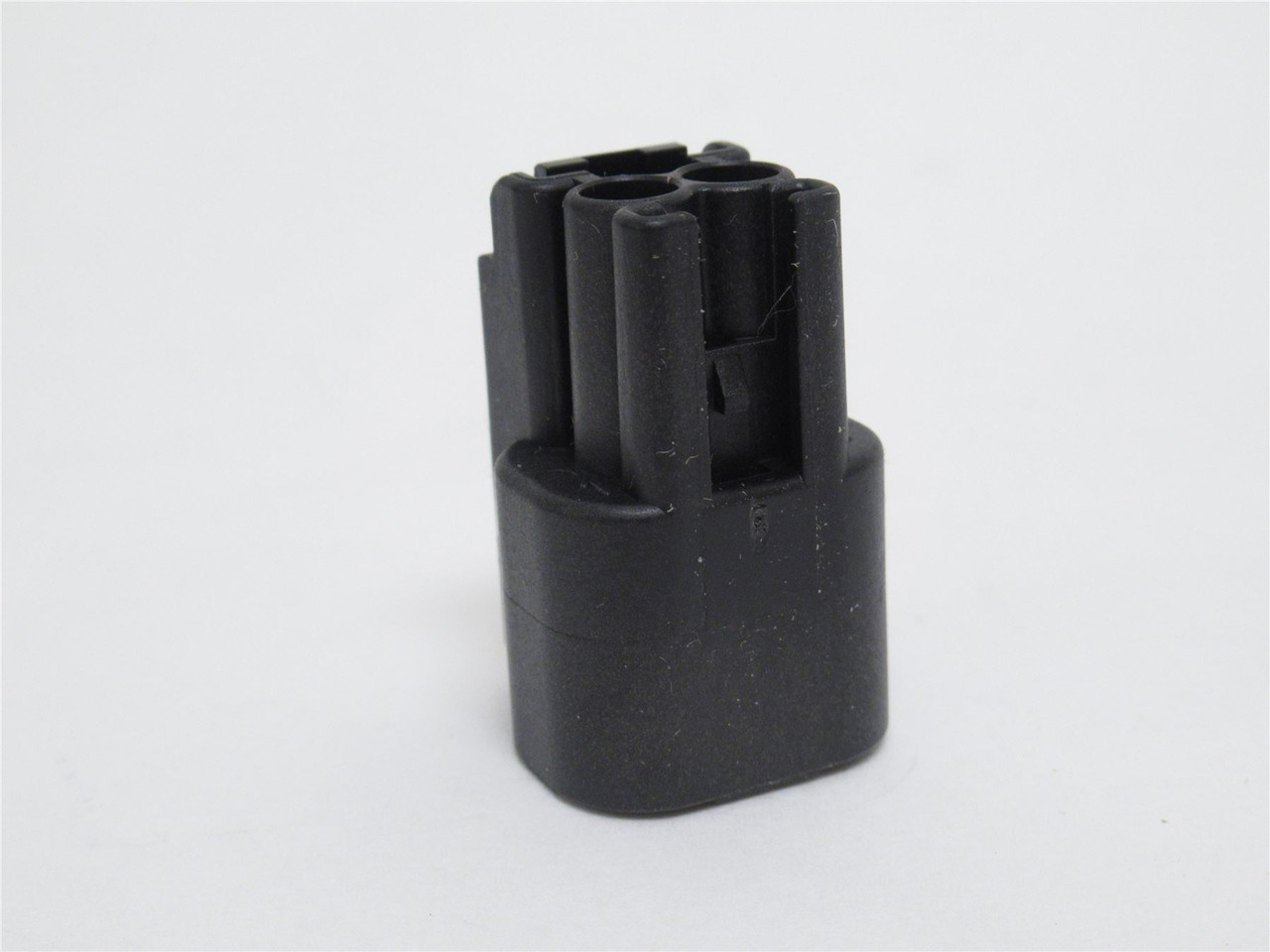 EPC E-7979; Lot-8; 2-Pin Female Sealed Auto Ignition For Ford