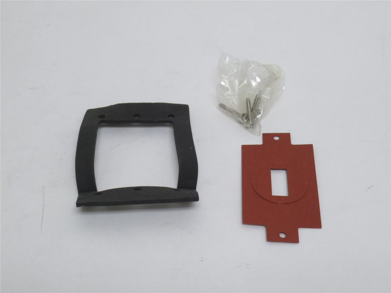 Cooper AH7420; Die Cast Aluminum Lift Lid Cover W/Gasket