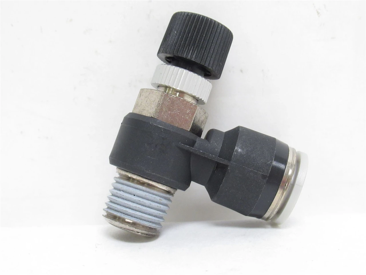 Festo LRLL-1/4NPT-QS-3/8-U; Pressure Regulator 190911; 3/8"