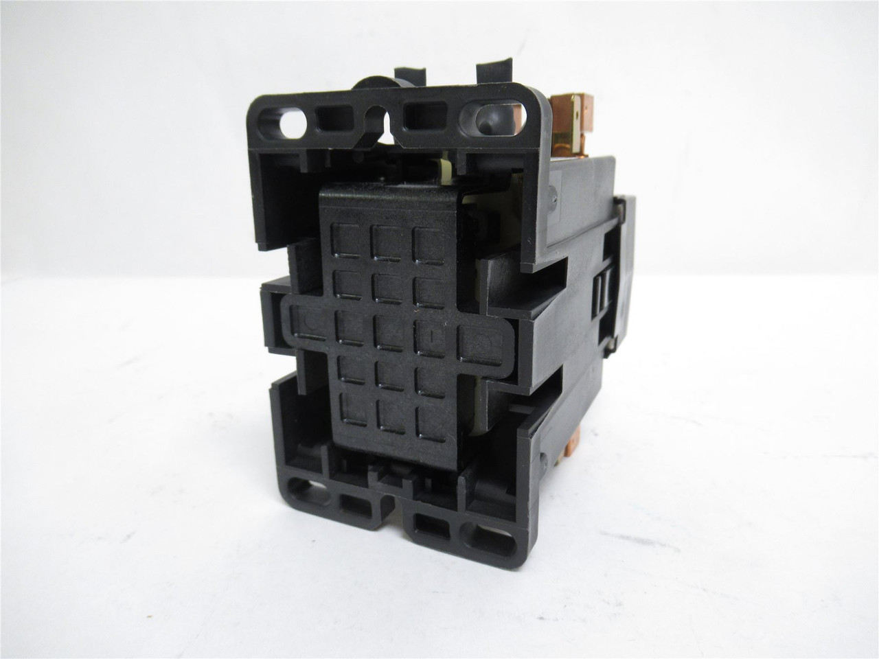 Crydom 3RHP1250D5; Hybrid Relay; 50A; Coil: 120VAC; 3Ph; 3PST