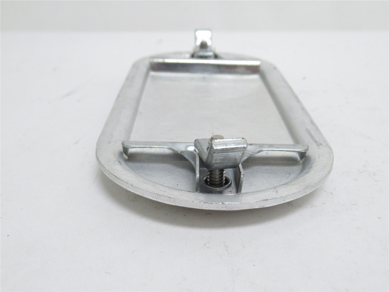 Crouse-Hinds 670; Lot-2; Condulet Form 7 Wedge Nut Covers