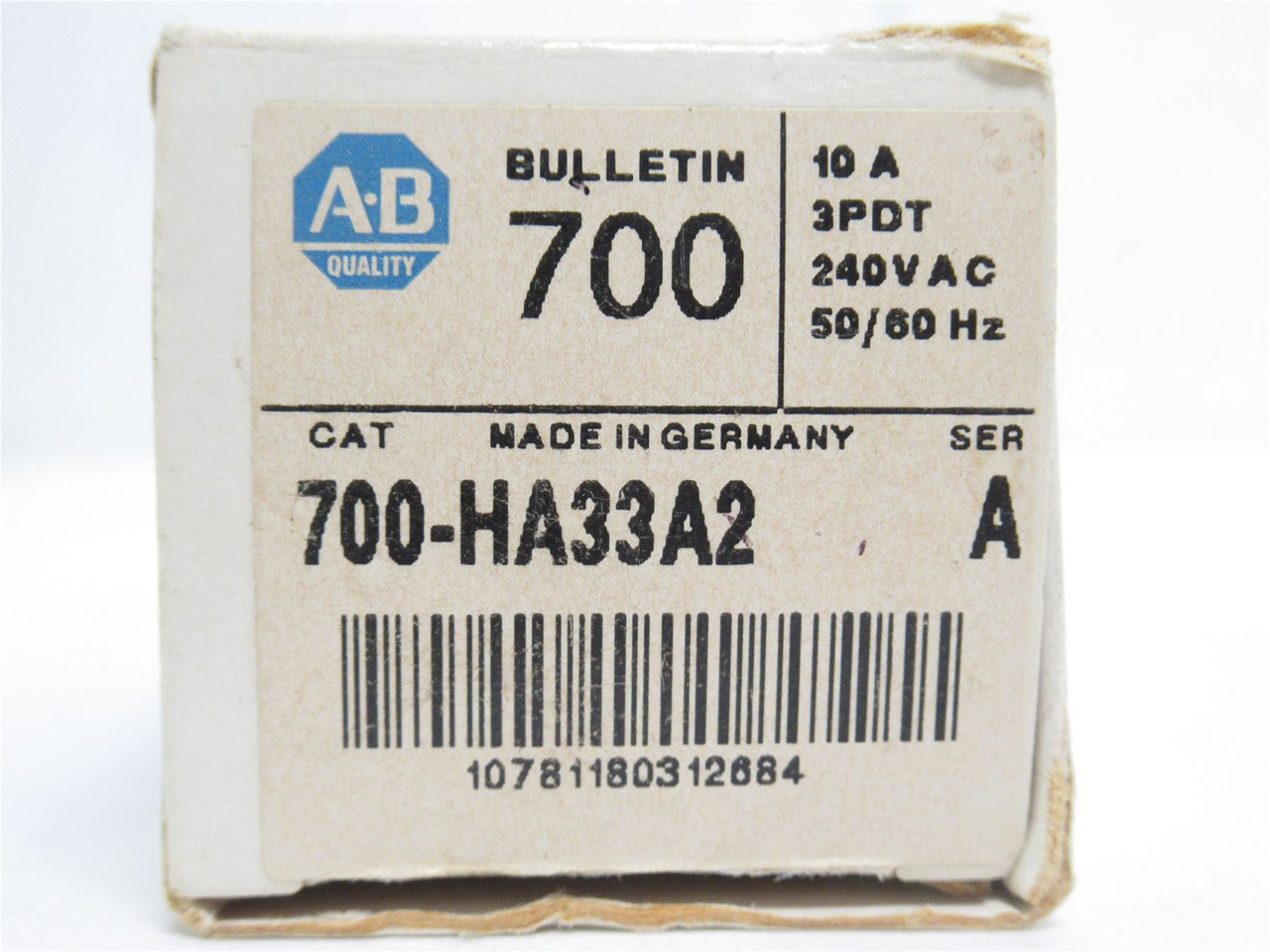 Allen-Bradley 700-HA33A2; Tube Base Relay 10A; 240VAC
